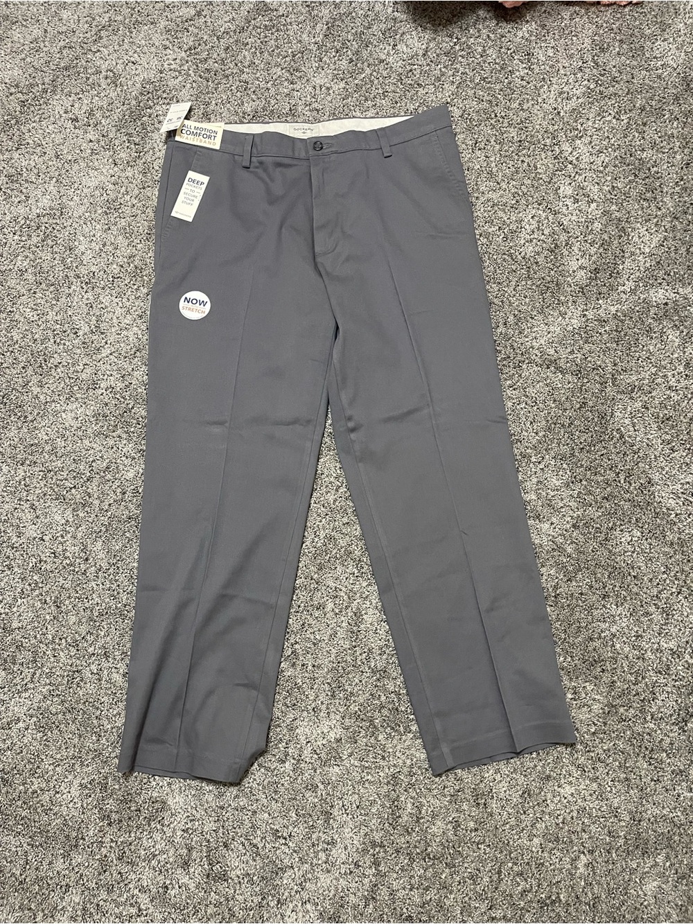Dockers Men's Gray Straight-Leg Chinos